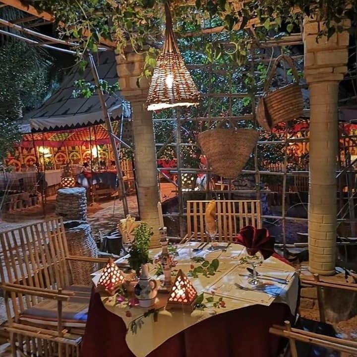Tente Et Restaurant Elbey Douz Buitenkant foto