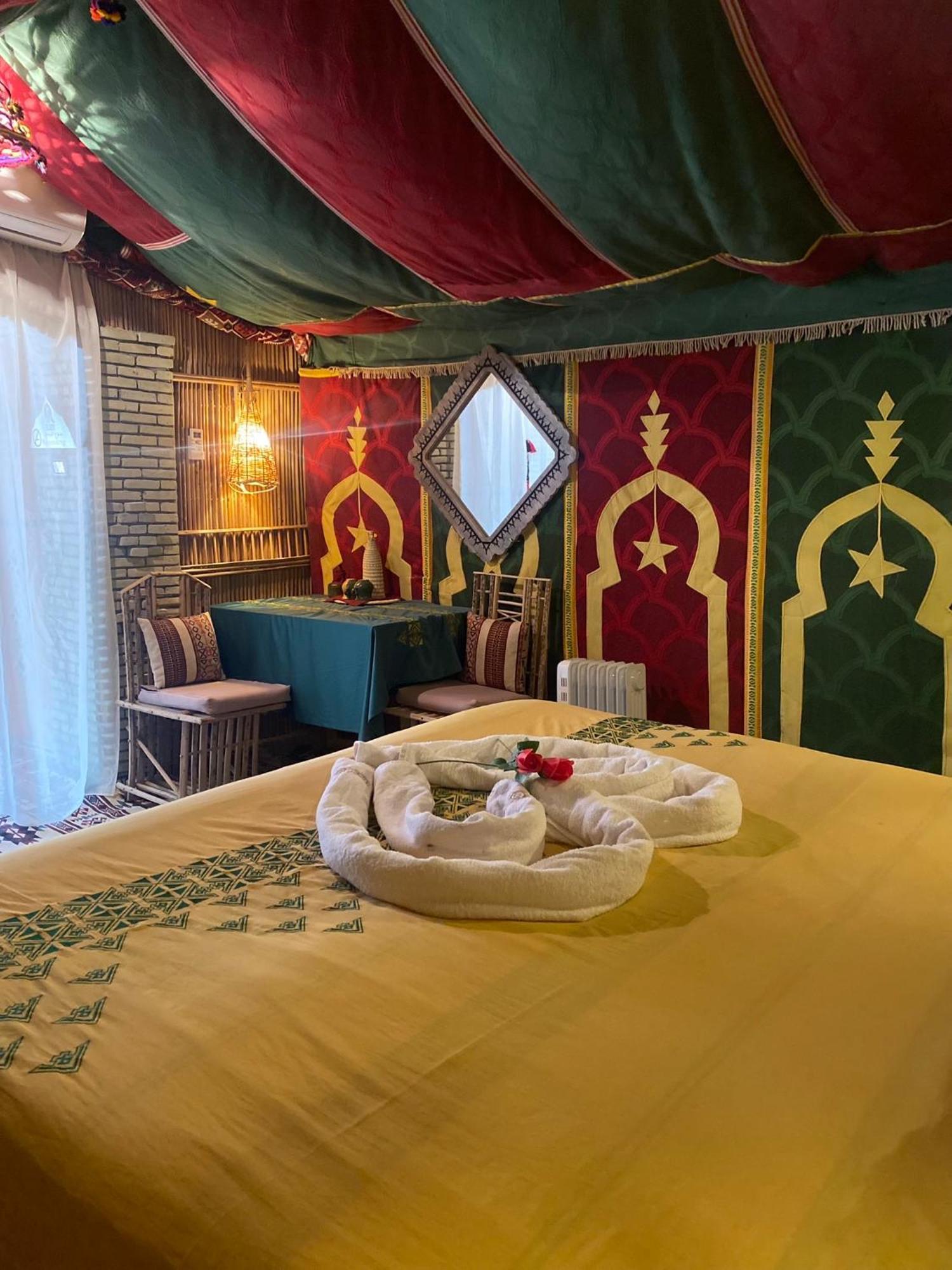 Tente Et Restaurant Elbey Douz Buitenkant foto