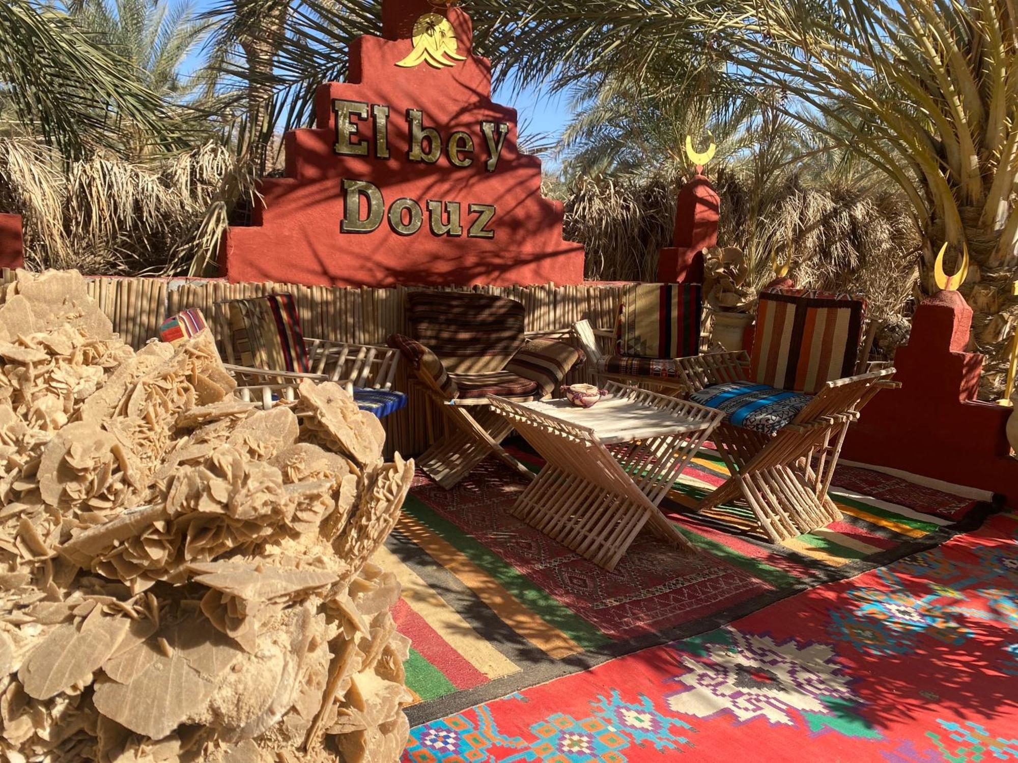 Tente Et Restaurant Elbey Douz Buitenkant foto